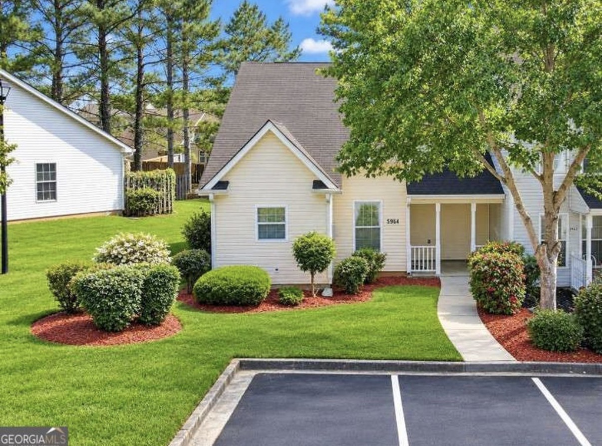 Front exterior of 5964 Sherwood Trace in Lithonia, Georgia